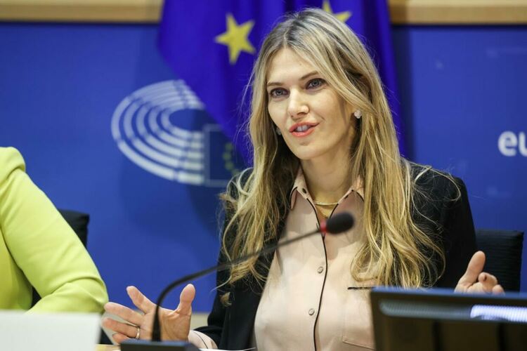 Катаргейт: Разследване срещу Ева Кайли започна и в Гърция