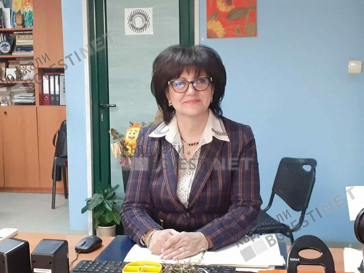 Цвета Караянчева: Да се поискат допълнителни средства за нова спортна зала, а не да се преливат отпуснатите за ремонт на старата