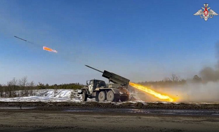 Британското разузнаване: Русия изпитва недостиг на боеприпаси за артилерията