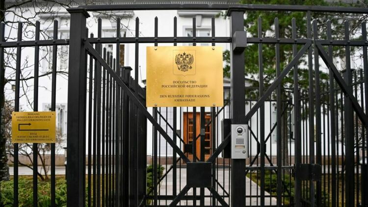 Норвегия гони 15 служители на руското посолство - разузнавачи под прикритие