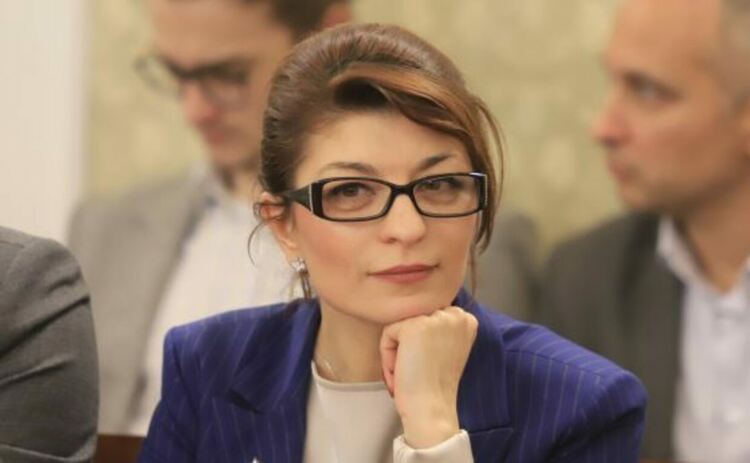 Десислава Атанасова: Да, аз съм жената, на която Гешев се обади. Нашите отношения са институционални