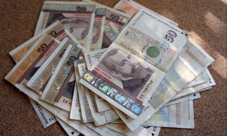 Бивш служител на пицария задигна част от оборота, 13-годишна окраде хасковлийка 