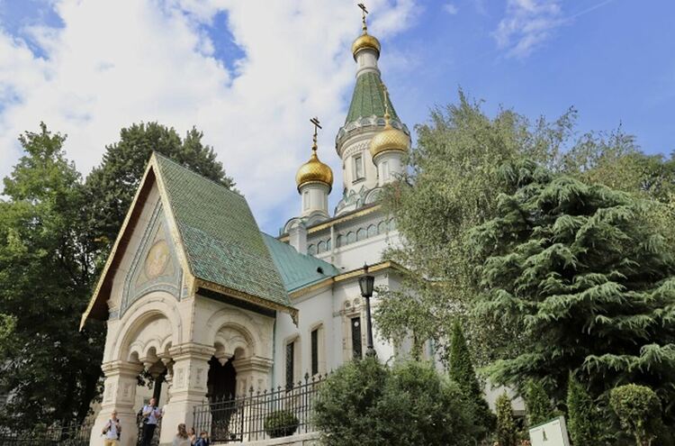 В Агенцията по вписванията има нотариален акт за собствеността на Руската църква