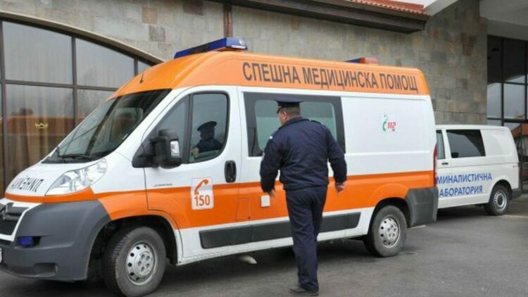 Задържаха мъж, пробол с нож свой познат след почерпка