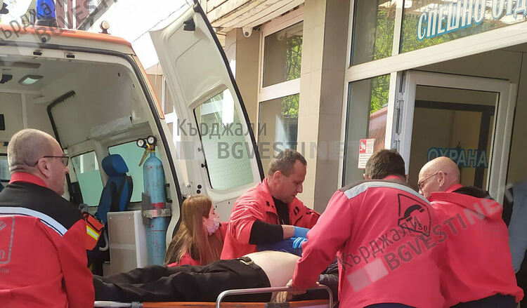 Жена загина,блъсната на пешеходна пътека в Кърджали,млад мъж остана без крак при катастрофа с мотоциклет