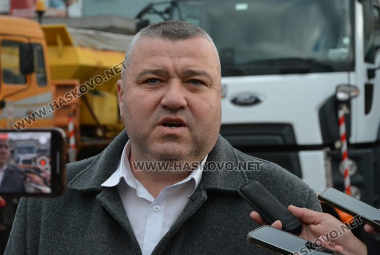 Динко Тенев: Община Хасково и частните фирми са в готовност за снегопочистване