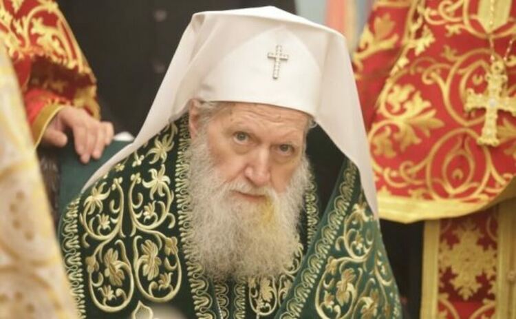 Състоянието на патриарх Неофит се подобрява