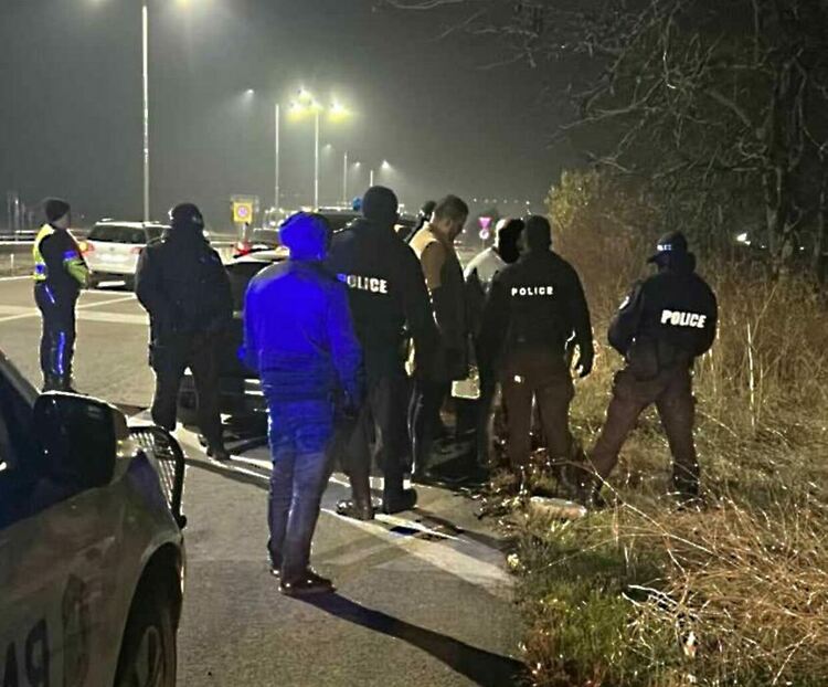 Арести в региона при полицейска акция