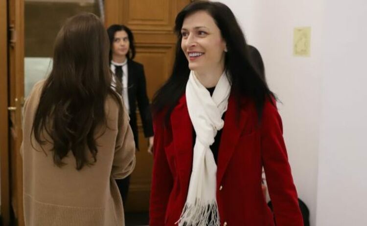 Мария Габриел: Проявяваме разбиране към вътрешнополитически ситуации, но България ще си отстоява извоюваното по отношение на Шенген