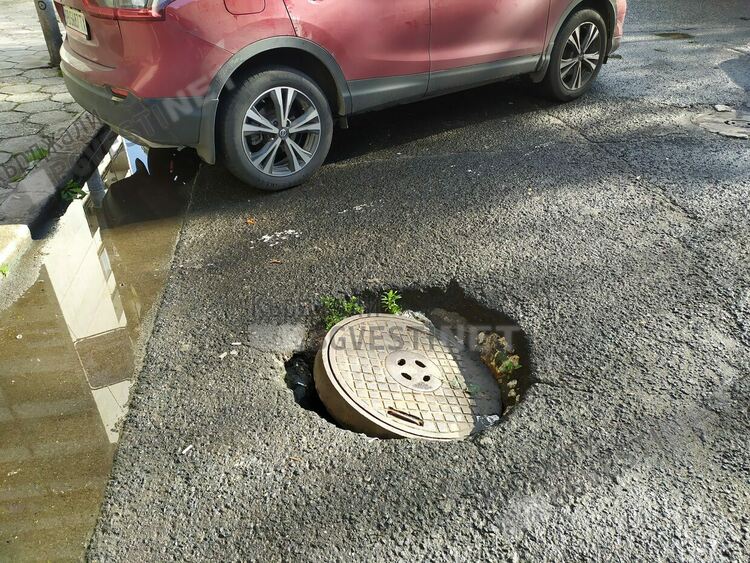 Компрометираните шахти-запазената марка на улиците в Кърджали