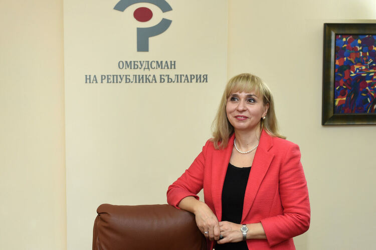 Заляха с жалби Диана Ковачева срещу оценките за безплатно саниране и 20-процентното самоучастие