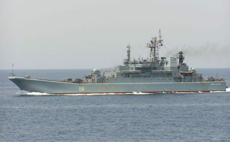 Украйна е потопила ''Цезар Куников'' в Черно море