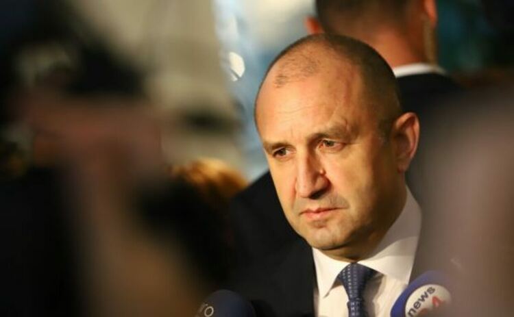 Обратното броене за сглобката започна: Радев обяви скоростни консултации