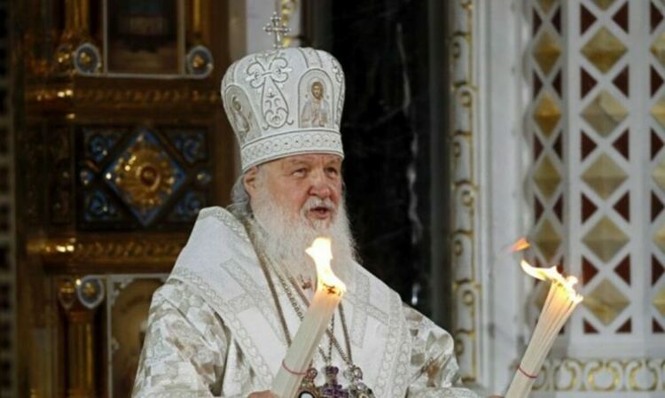 Руската църква обяви войната за свещена
