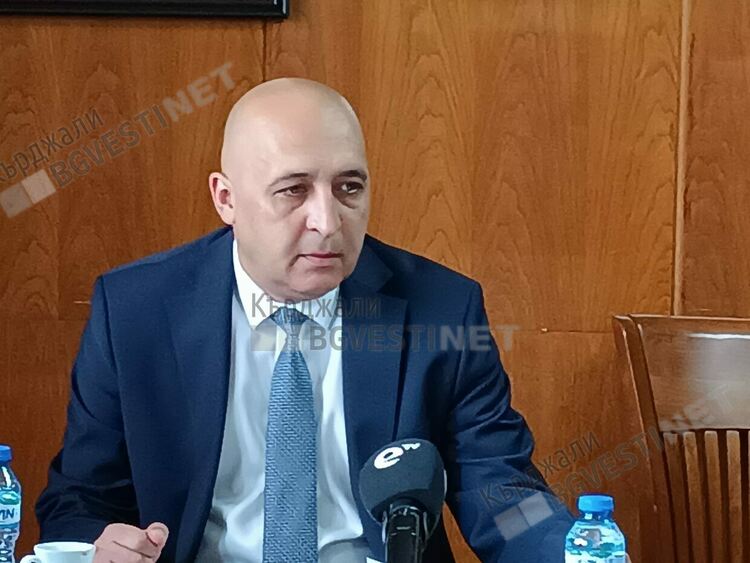 Кметът Ерол Мюмюн издаде заповед,2 май ще бъде неучебен ден в община Кърджали
