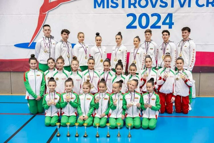 5 медала за състезателите на „Мега спорт“ от международен турнир в Прага