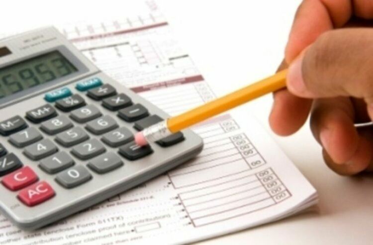Абитуриентите плащат сами здравните си осигуровки през летните месеци