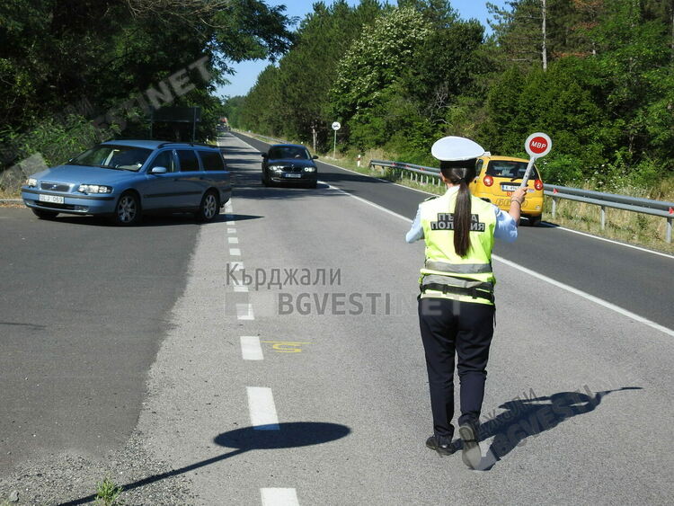 Специализирана полицейска операция в Кърджалийско,резултатът 5 акта;138 фиша и 74 клипа за превишена скорост