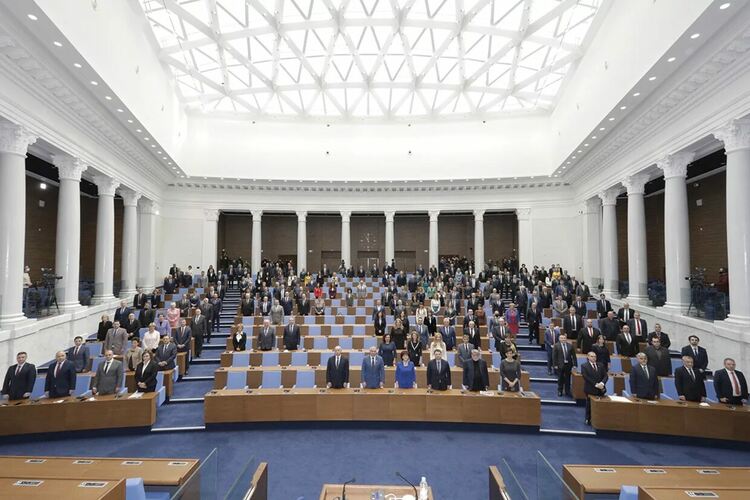 4 депутати не се регистрираха за началото на парламентарното заседание за избора на правителство на ГЕРБ 