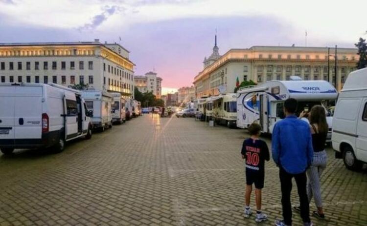 Българското кемпер общество: Служебното регионално министерство прави опит да забрани къмпирането