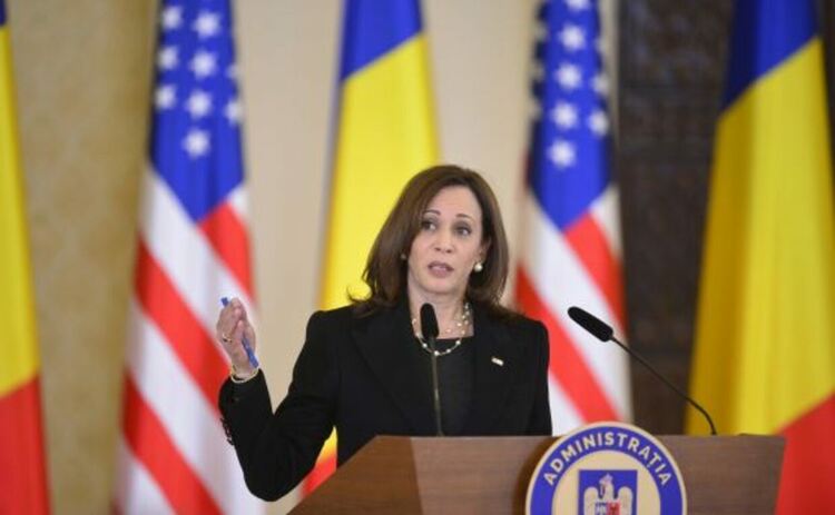 Камала Харис увеличава преднината си пред Тръмп