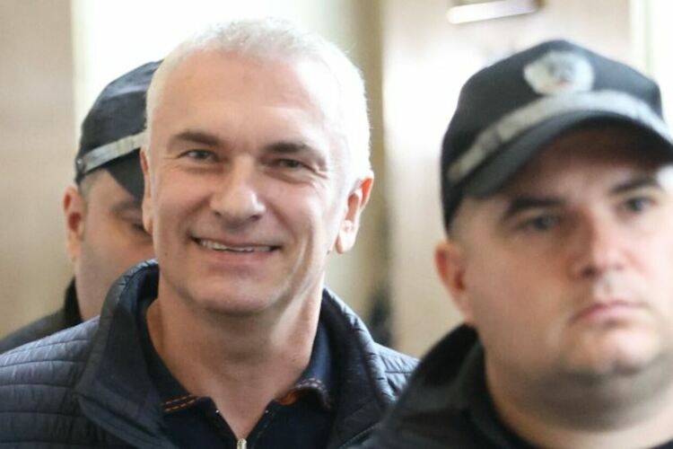 Апелативният съд остави Джейхан Ибрямов за постоянно в ареста