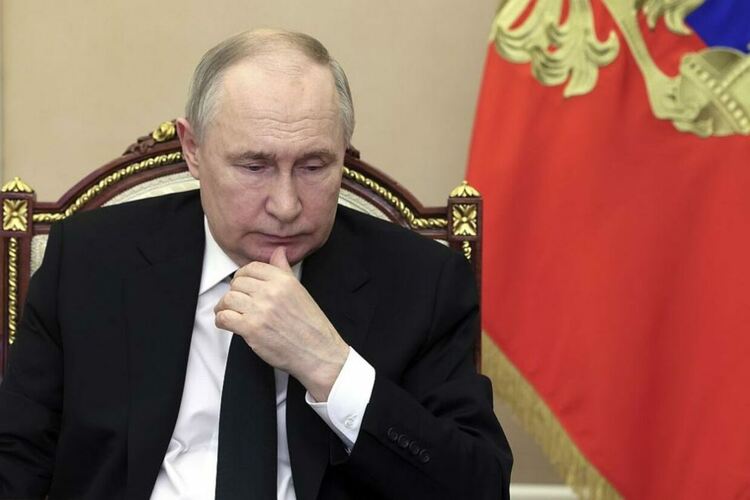 Путин и иранският президент Масуд Пезешкиан се срещнаха в Туркменистан