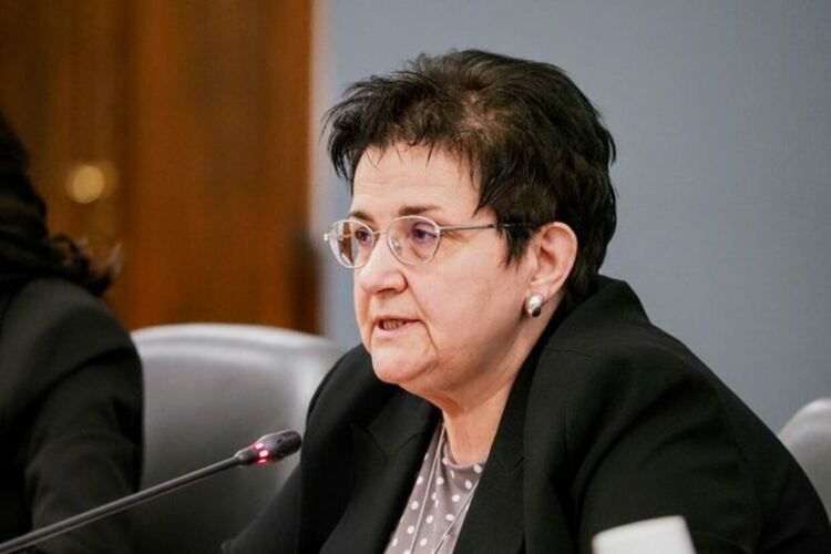 Фокус-мокус: Откриха се липсващите 11 млрд. лв., за да се свие дефицитът до 3%