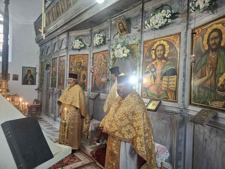 Никулден е! Село Арда посрещна празника с обновена църква
