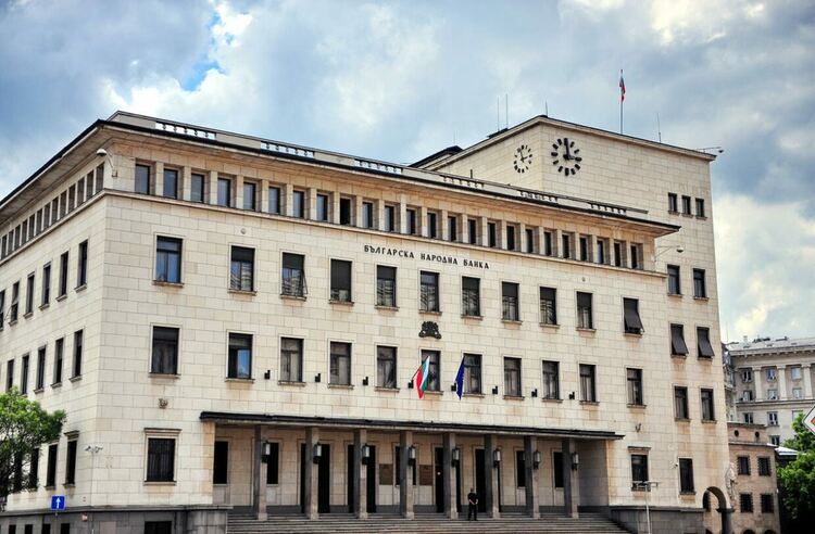 Депозитите на домакинствата се увеличават с 12,2 процента, а кредитите с 20,4 процента в края на ноември на годишна база, по данни на БНБ