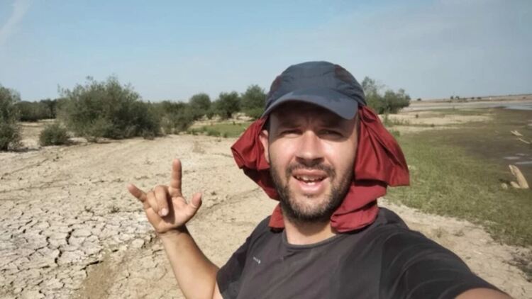 Смолянската гордост Александър Караджов обиколи страната с велосипед и написа „2245 км“