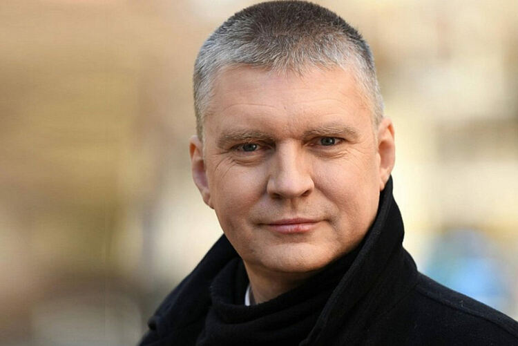  Аламанов: Левски е живял в настоящето си, за да промени бъдещето. Днес псевдопатриоти ни карат да гледаме в миналото