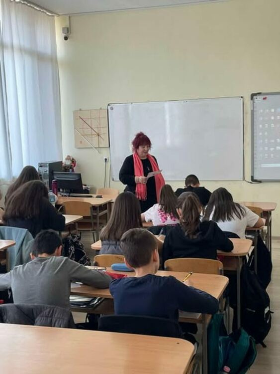 Поредица от часове за опасността от наркотиците започнаха в СУ"Отец Паисий"в Кърджали