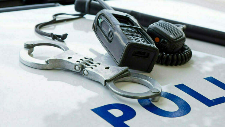 Пиян шофьор се блъсна в паркирана кола в Дълбок извор