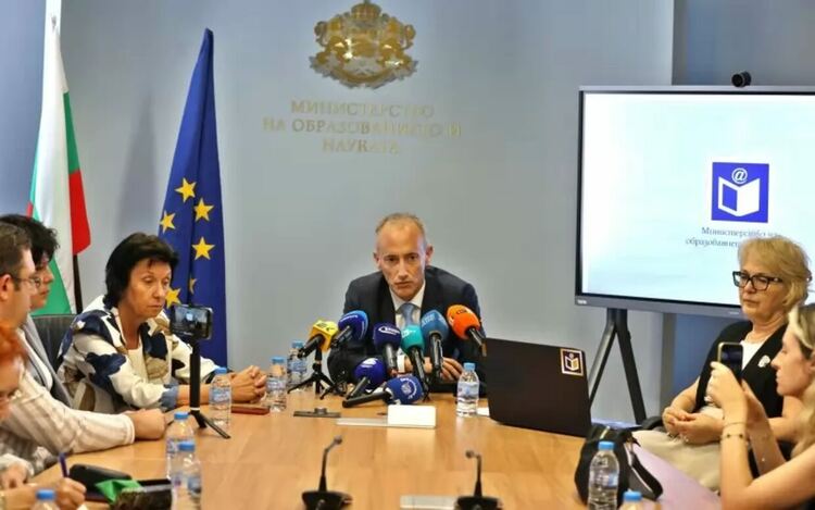 На изпита по математика в 7. клас ще има и природни науки