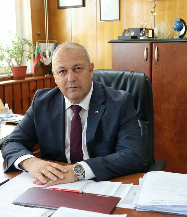 Поздравителен адрес от кмета на Община Ардино по повод  1 ноември - Деня на народните будители