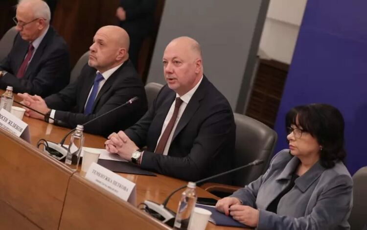 Коригираният бюджет: Било каквото било, вече ще бъде, както беше