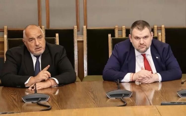 Антикорупционната комисия е твърде скъпа бухалка на стероиди