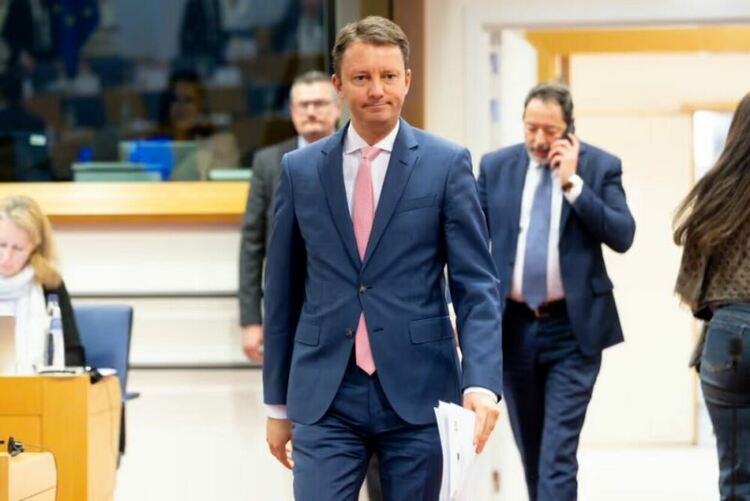 Европейският парламент търси компромис за бюджета на ЕС