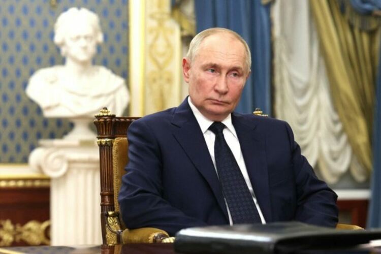 "Нов инструмент". Как Путин ще може да изпраща армията в чужбина, ако там са арестувани руснаци 