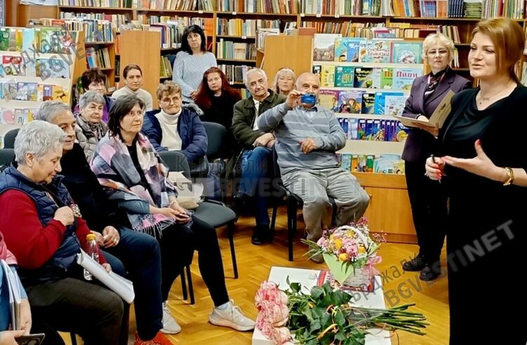 Пролетта пристигна първо в кърджалийската РБ „Н.Вапцаров” с Лео и Анастасия от Детска градина "Дъга"