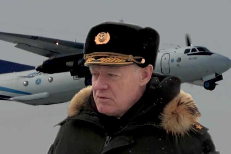 Мистериозна смърт на 15-и руски генерал. „Антонов“ се разби в скала в Крим