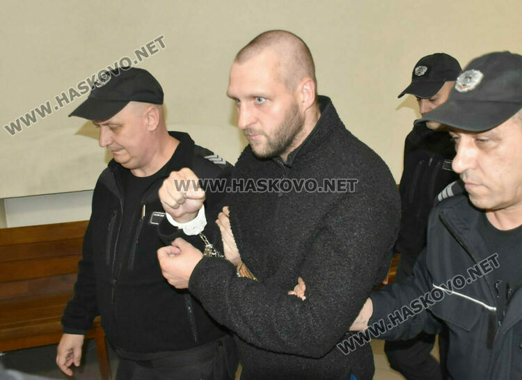 Хасково предава на Чехия американец, обвинен в тероризъм и палеж на оръжеен завод