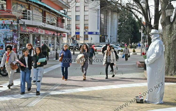Предимно слънчево и с покачване на температурата в петък