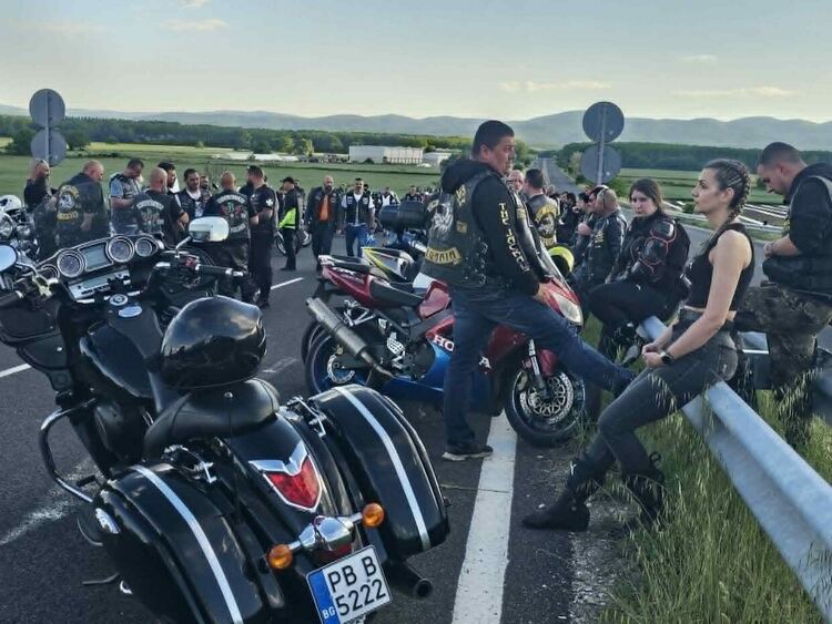 Пътят за Гърция под блокада: Мотористи скочиха срещу високите застраховки