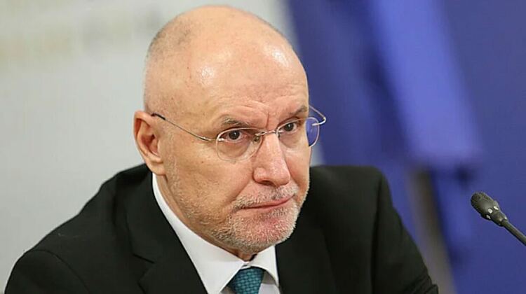 Шефът на БНБ: Проектобюджетът задълбочава негативната тенденция в публичните финанси