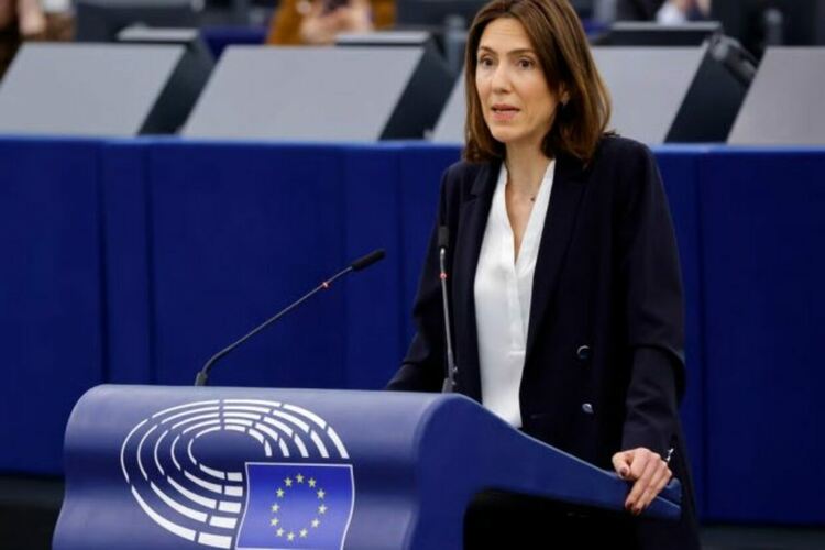 Шефката на „Обнови Европа“: Шокирана съм от антиевропейското изявление на Радев
