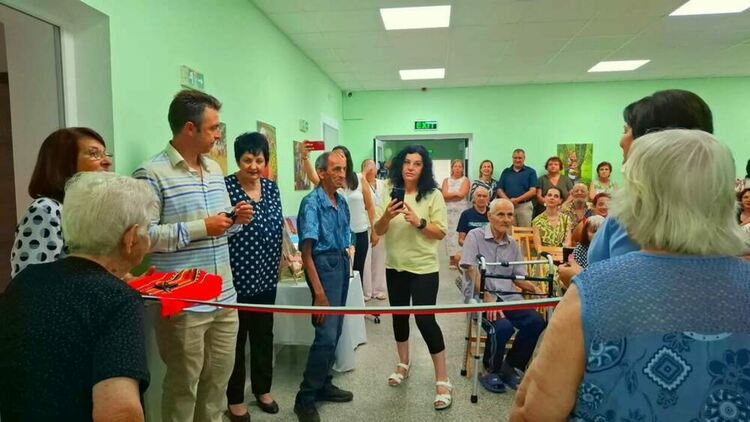 Нов дом за възрастните хора в Ивайловград отвори врати
