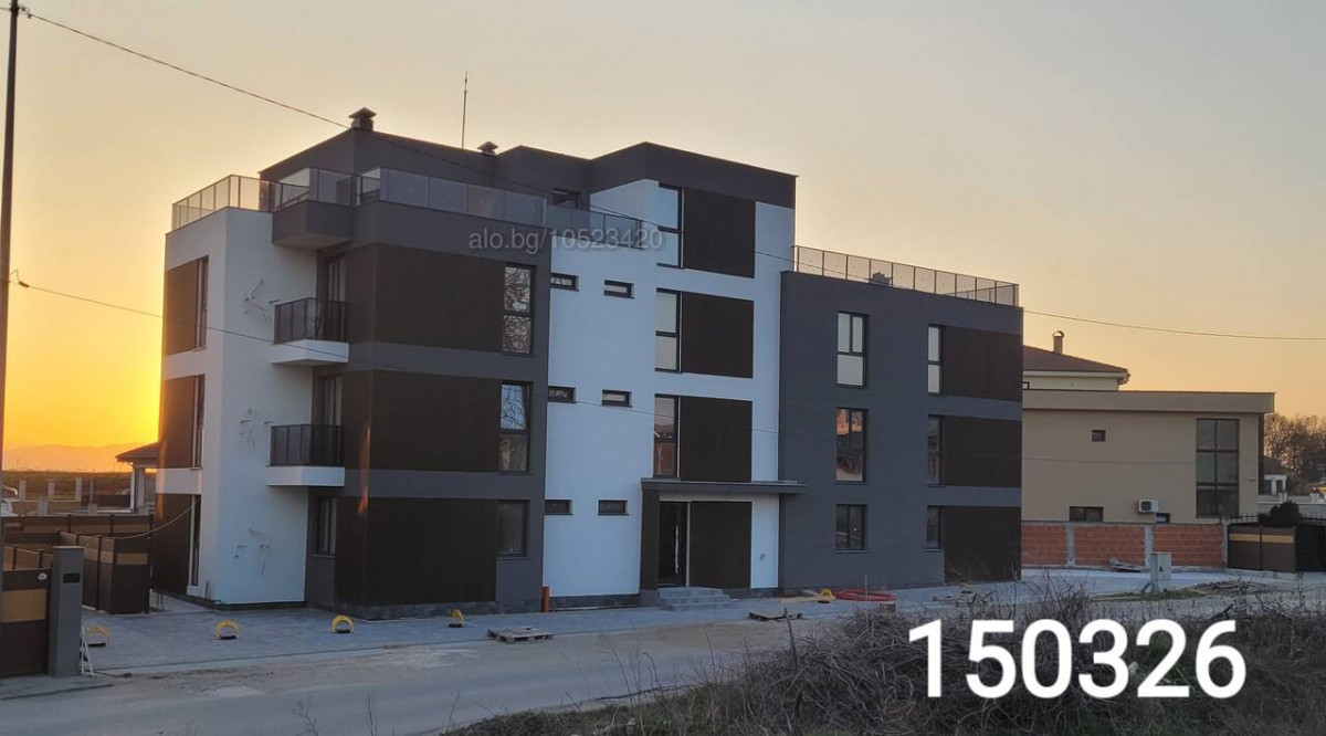 Yamacha Park Residence