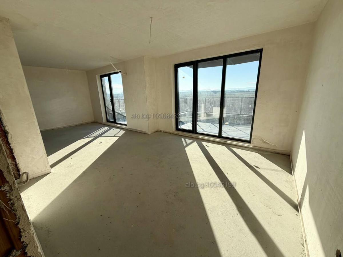 Yamacha Park Residence 1
